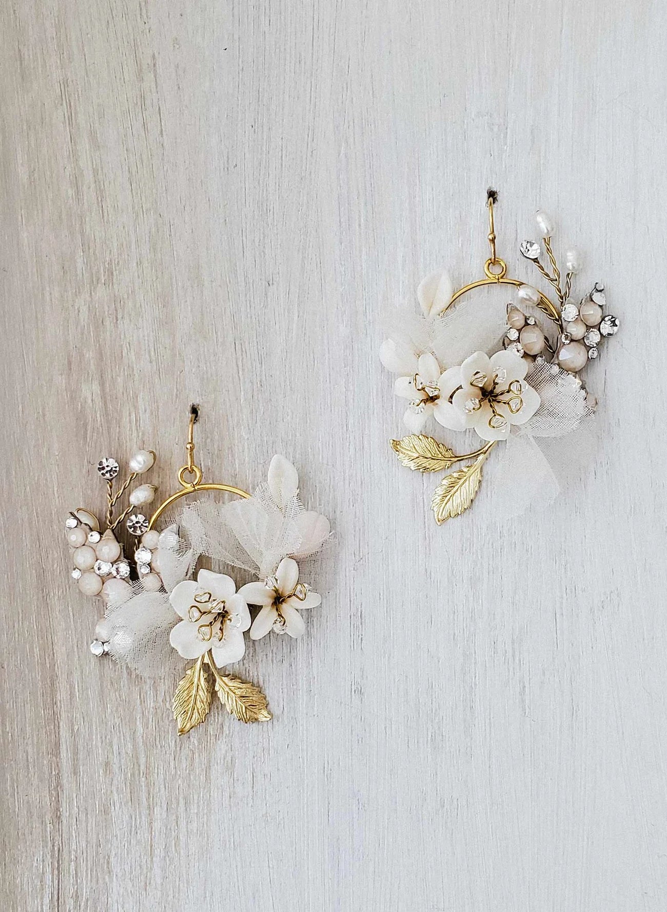 Petite Creamy floral bridal earrings - Style