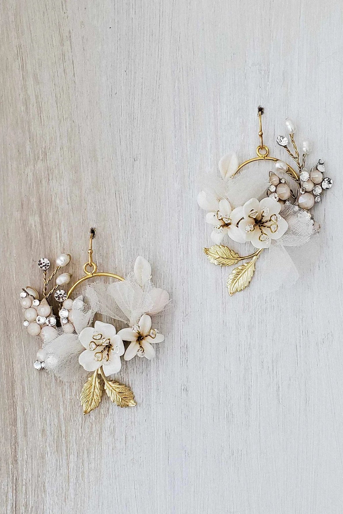 Petite Creamy floral bridal earrings - Style