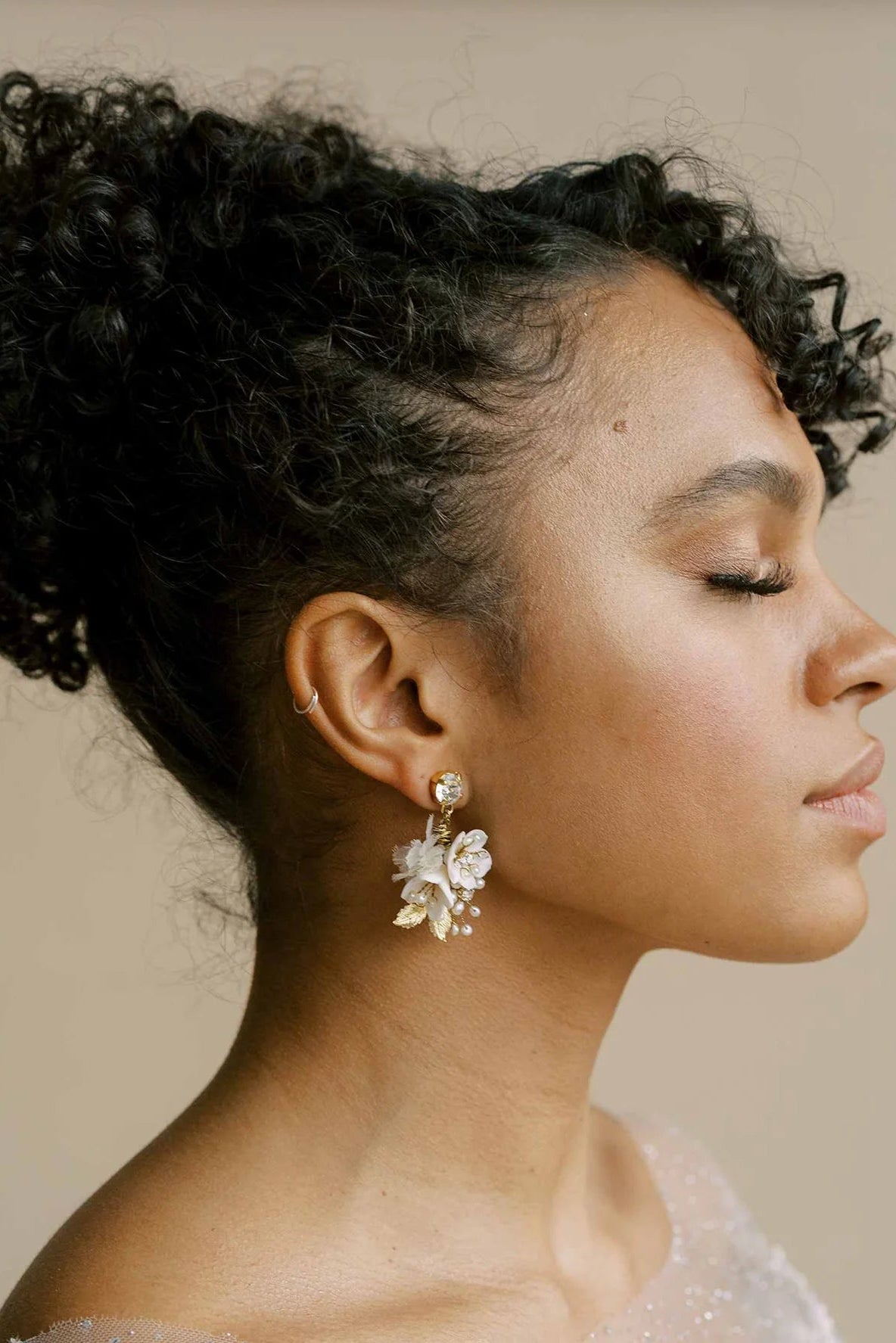 Petite floral and crystal bridal earrings - Style