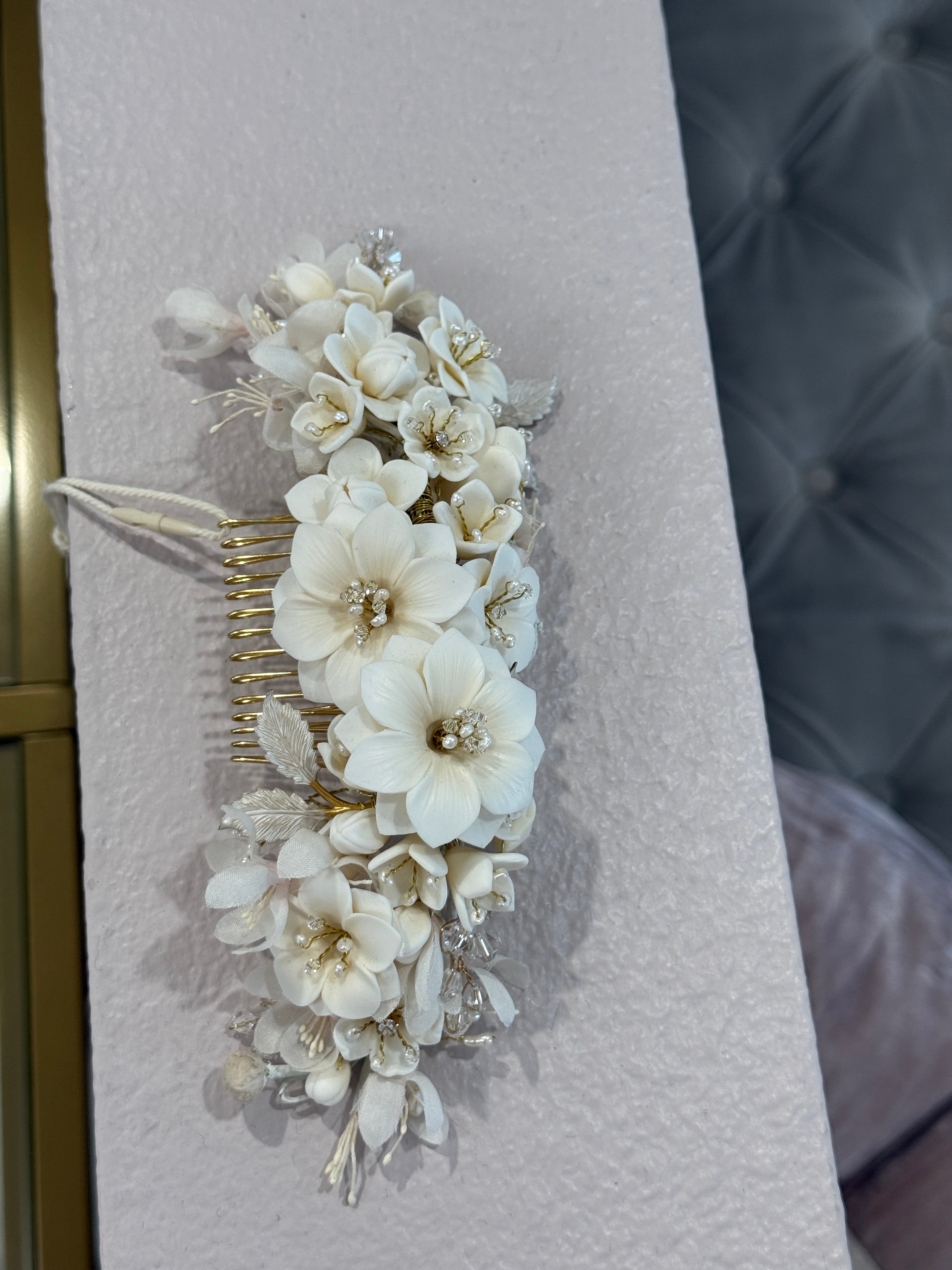 Creamy decadence floral headpiece - Style