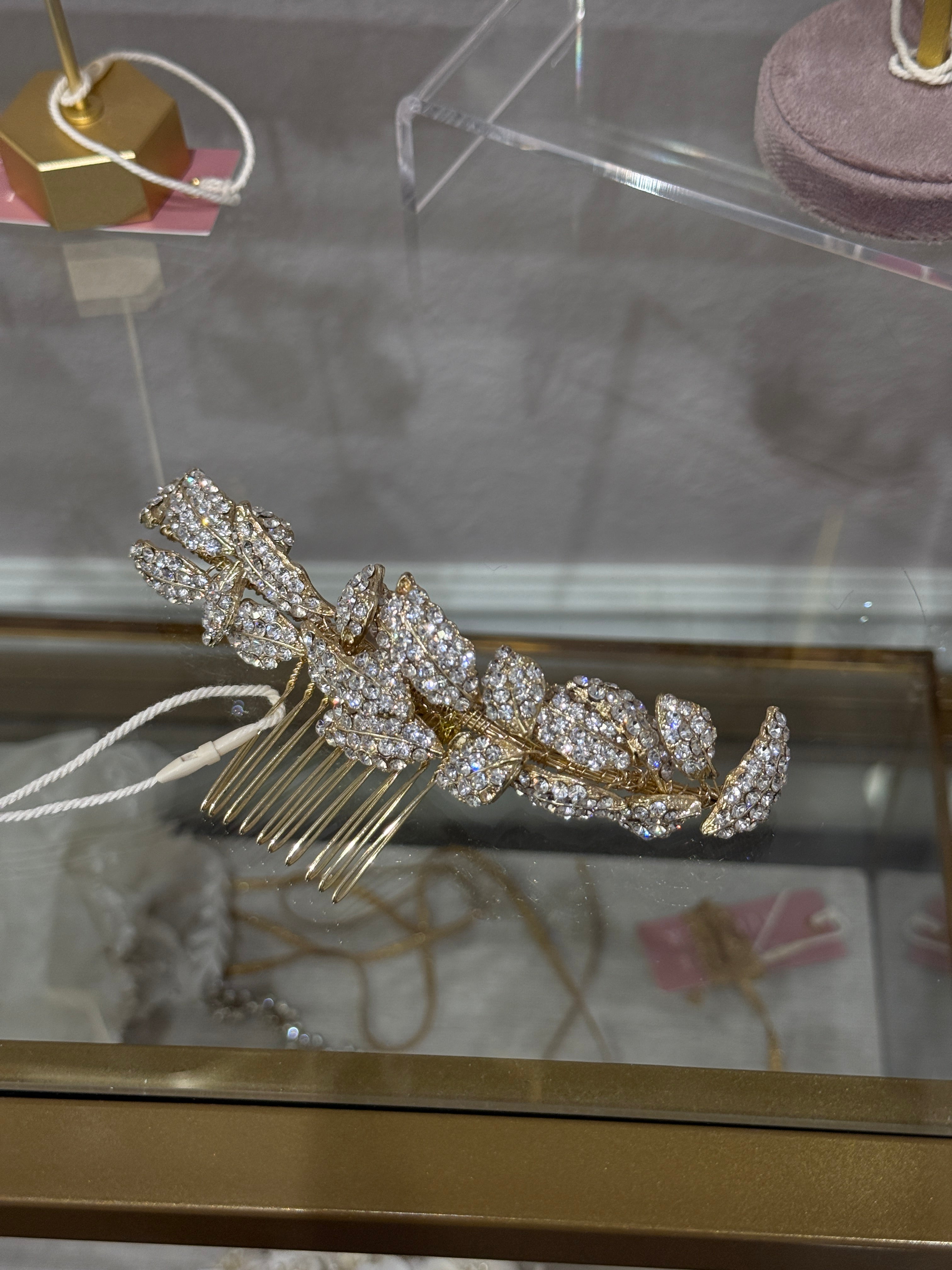 Crystal encrusted leaves hair comb - Style