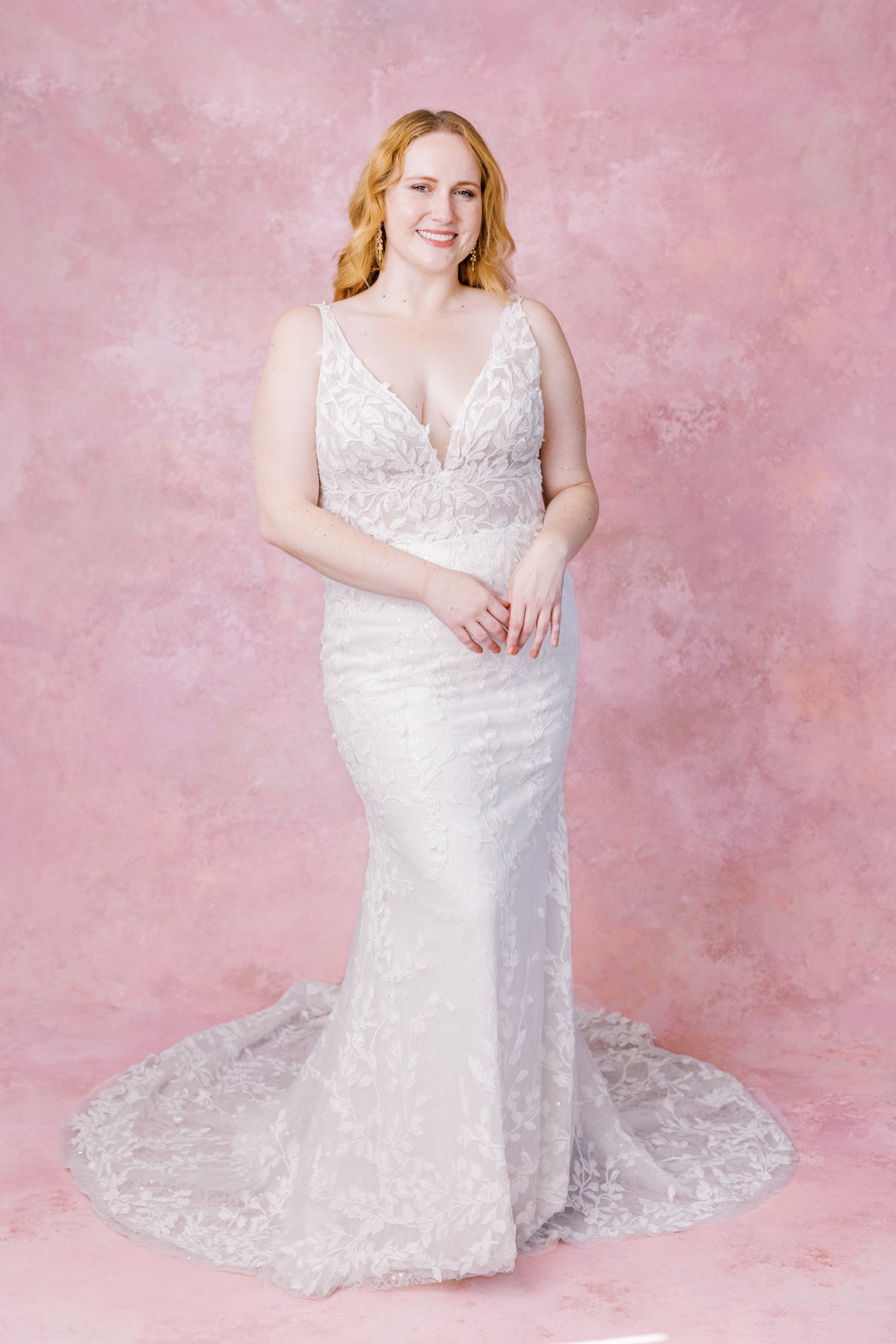 Justin Alexander Signature Evleen - Bridal Size 16 - Plus Size Sample Wedding Dress Justin Alexander Signature Evleen - Bridal Size 16 - Plus Size Sample Wedding Dress