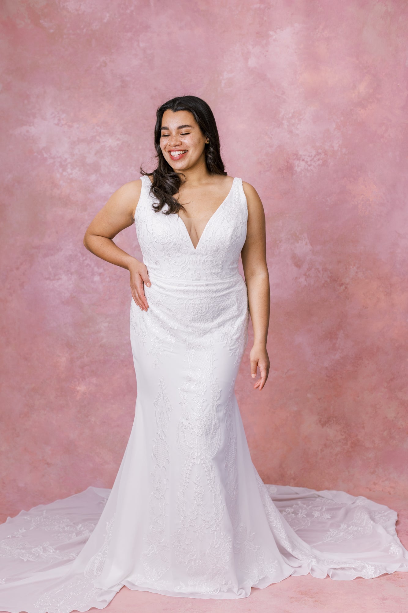 Kelly Faetanini Thelma - Bridal Size 20 - Plus Size Sample Wedding Dress Kelly Faetanini Thelma - Bridal Size 20 - Plus Size Sample Wedding Dress