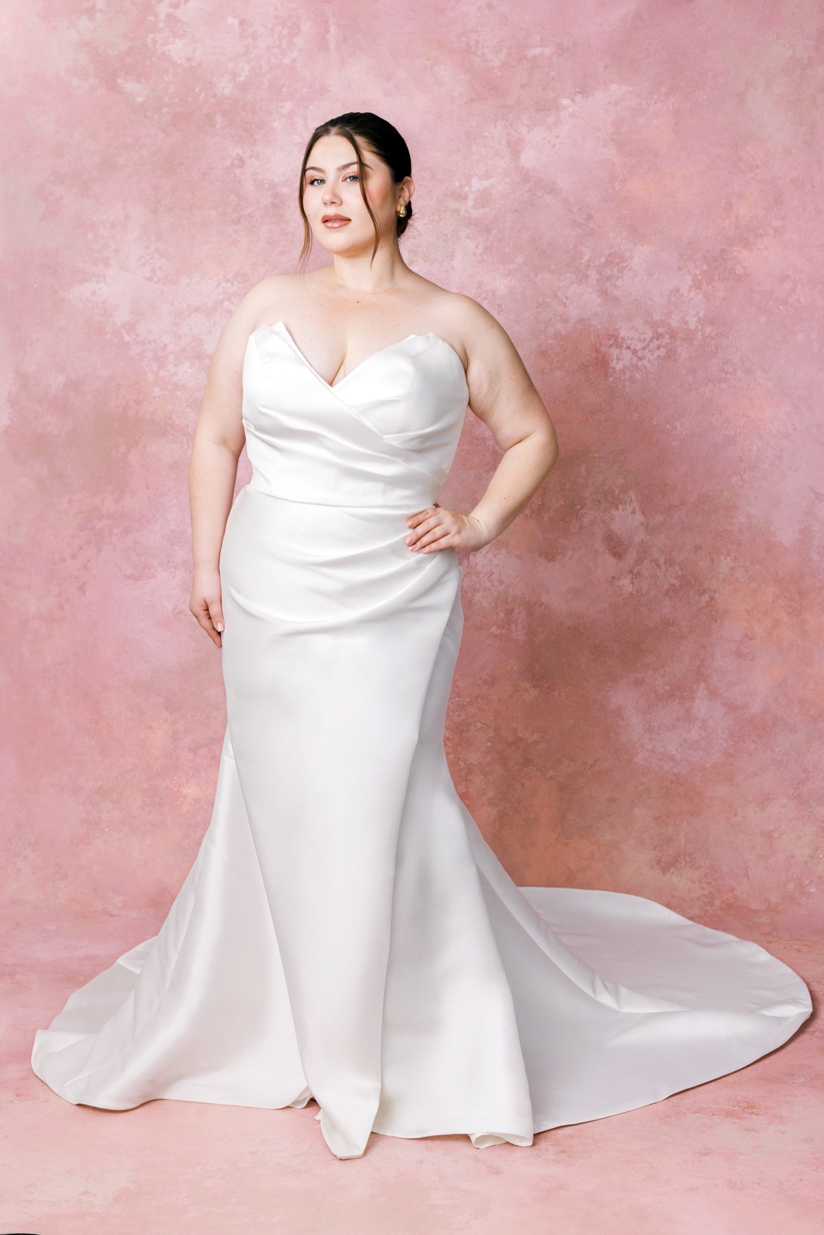 1557 Plus Size