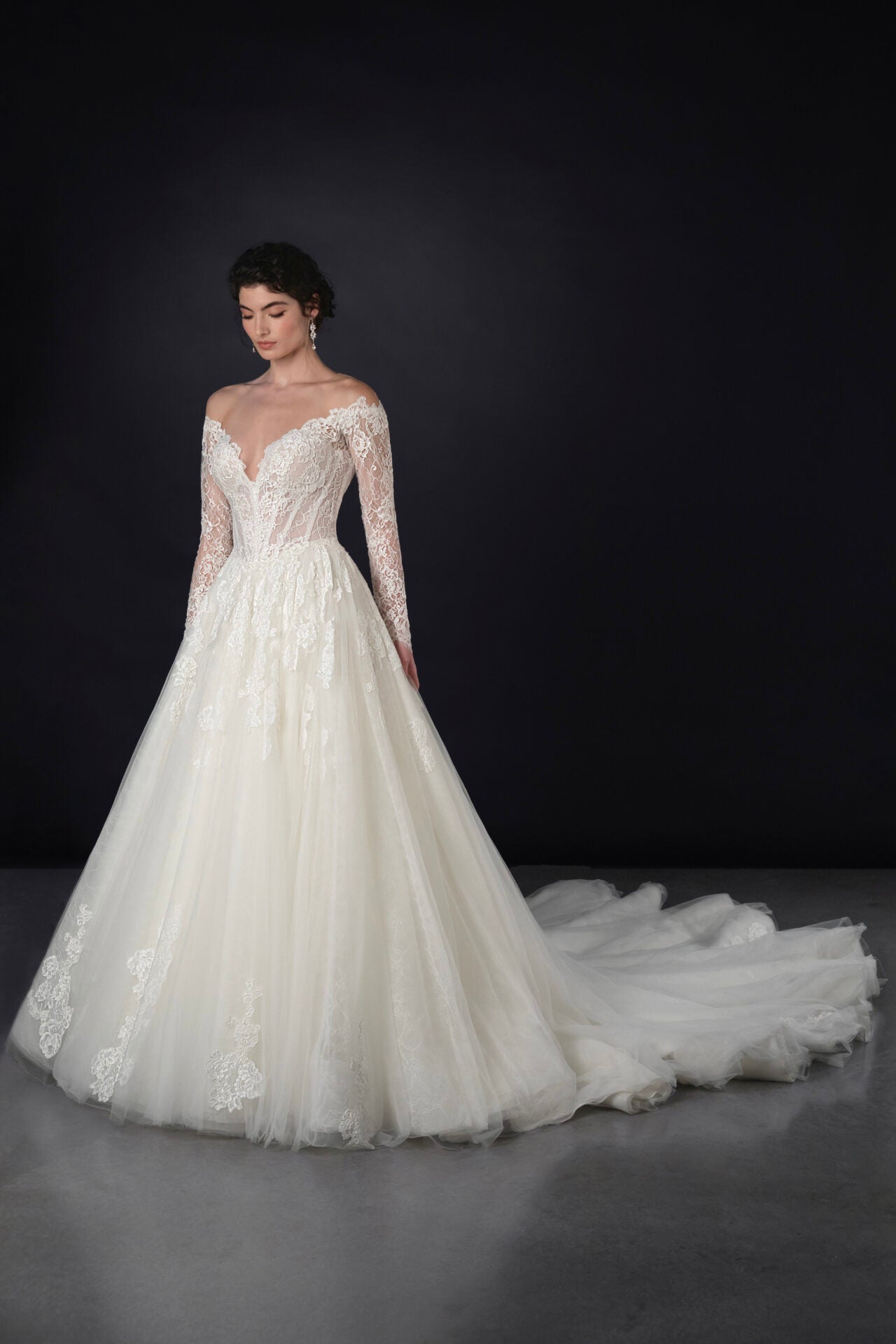 1822 by Martina Liana - Lace Ballgown Wedding Dress The White Flower 1822 by Martina Liana - Lace Ballgown Wedding Dress The White Flower