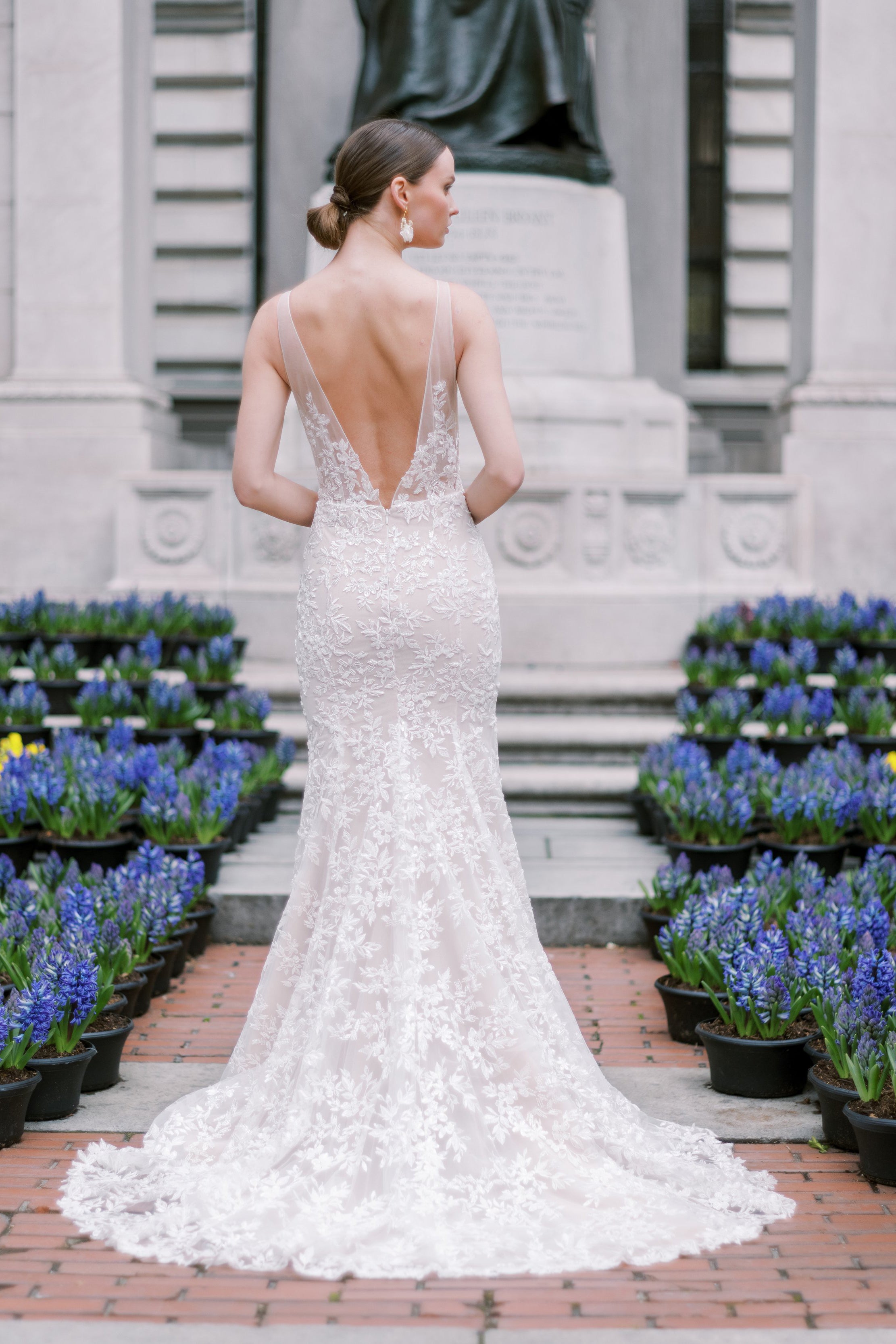 Winston by Beccar – The White Flower