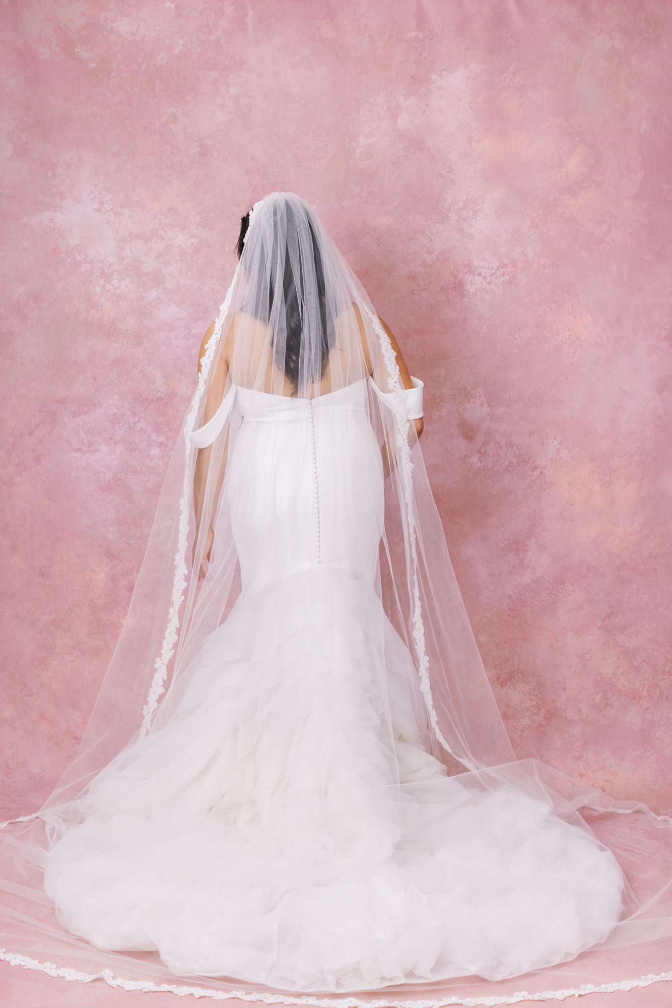 Daffodil Lace Trim Cathedral Veil