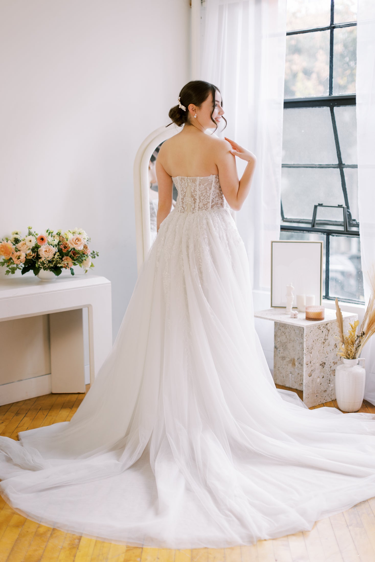 Dany Tabet Ariel - Bridal Size 10 - Sample Wedding Dress Dany Tabet Ariel - Bridal Size 10 - Sample Wedding Dress