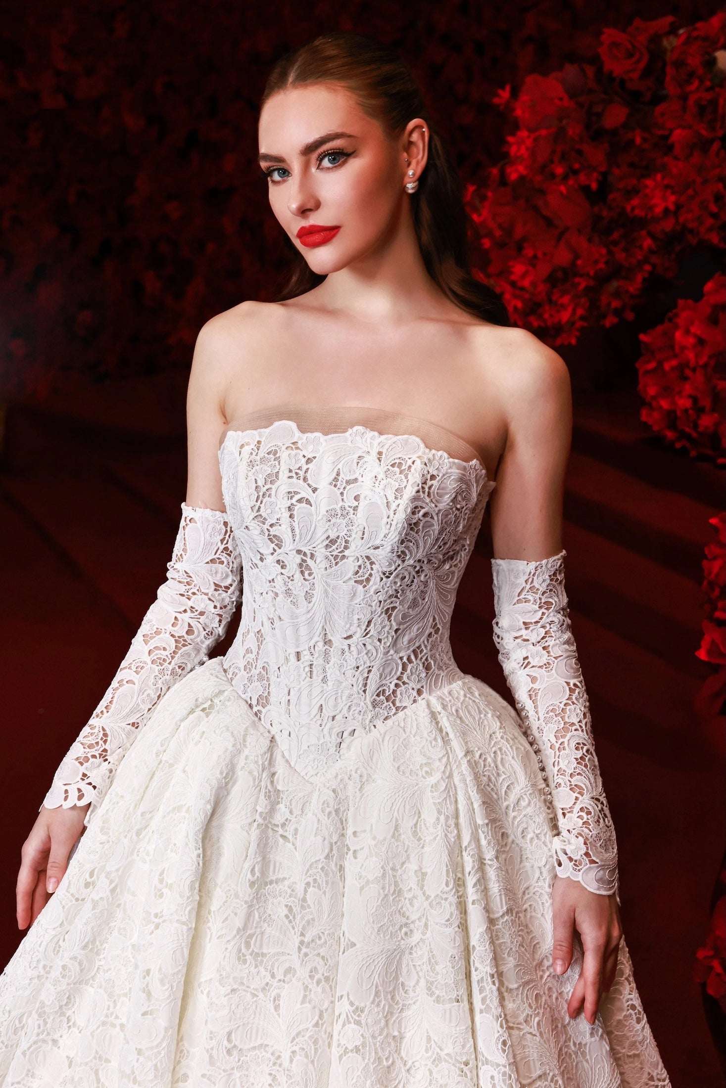 Serrano by Dany Tabet | Strapless Floral Lace Basque Waist