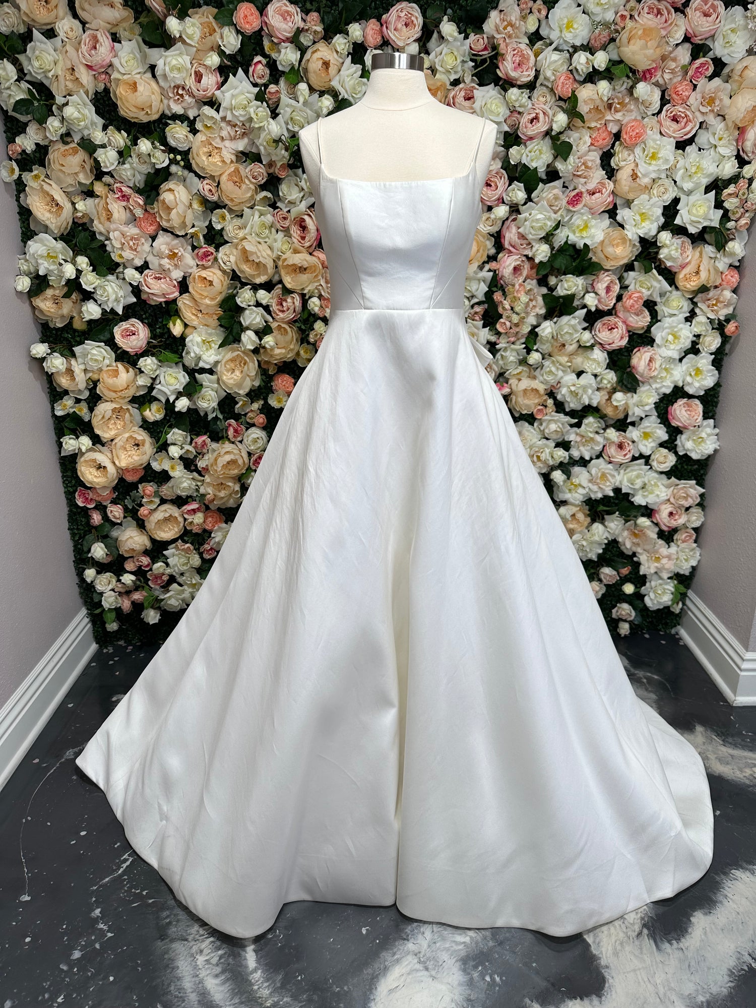 Martina Liana 1295 - Bridal Size 12 - Sample Wedding Dress Martina Liana 1295 - Bridal Size 12 - Sample Wedding Dress