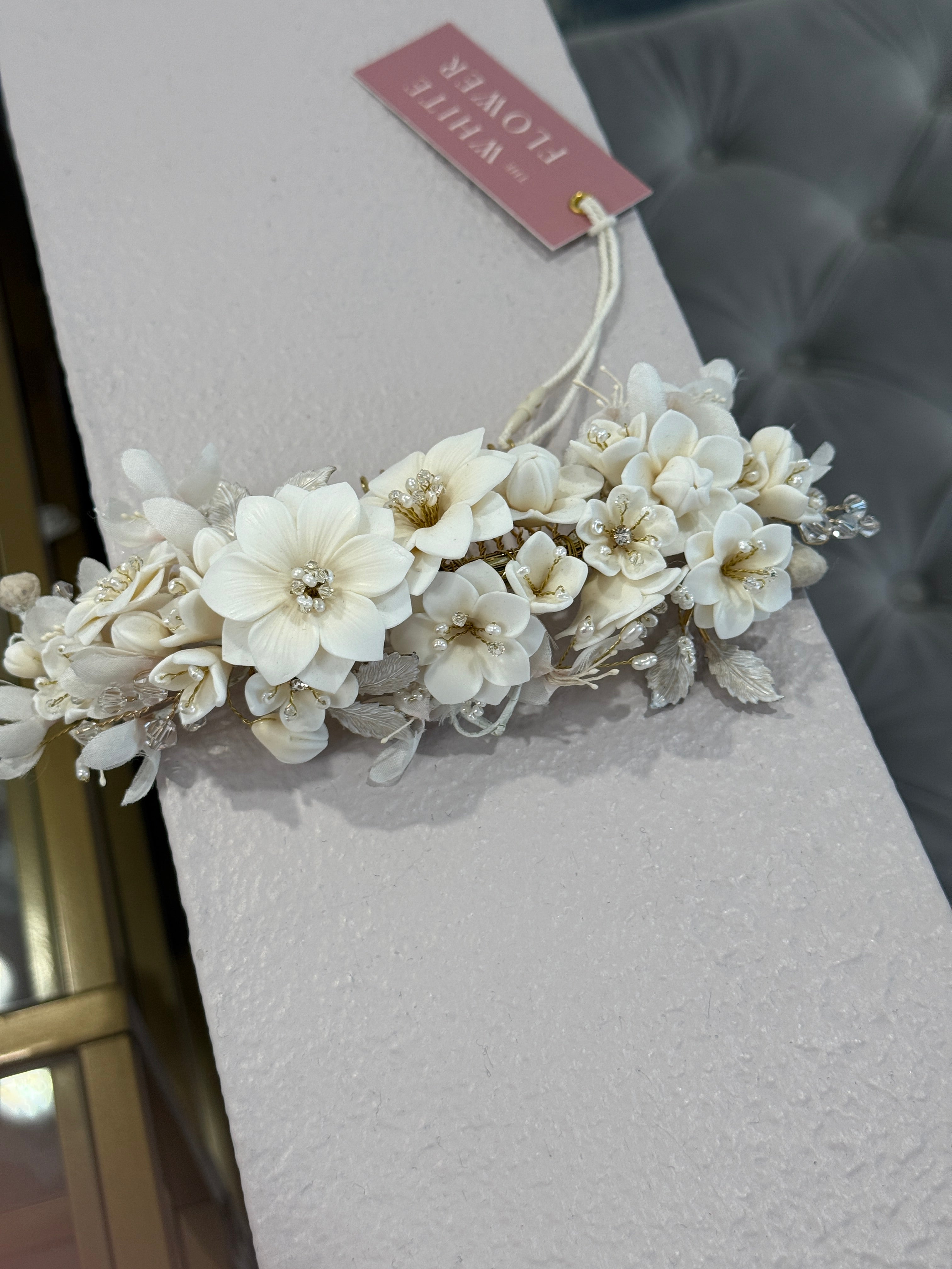 Creamy decadence floral headpiece - Style 