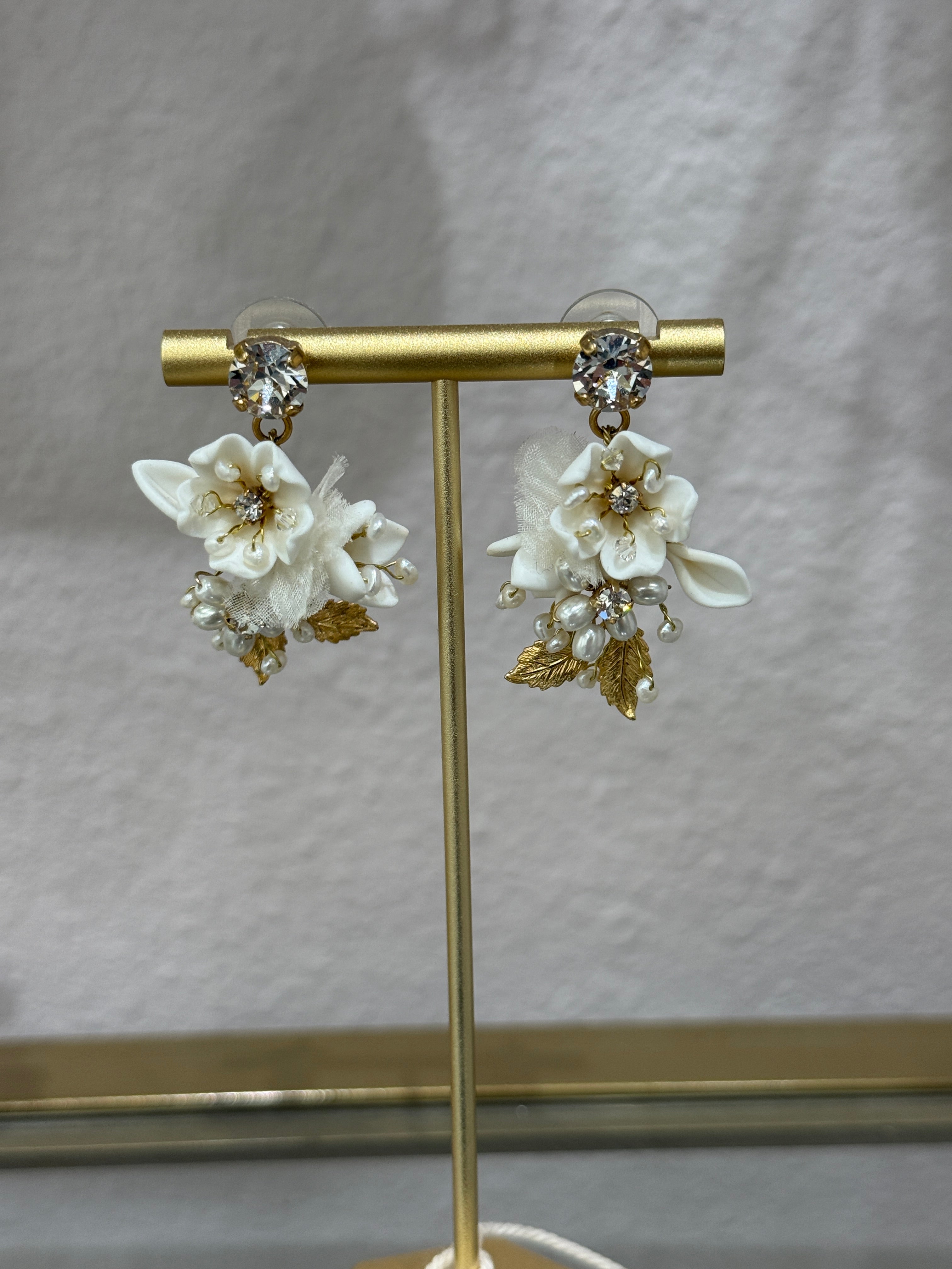Petite floral and crystal bridal earrings - Style 