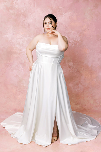 Saint Plus Size