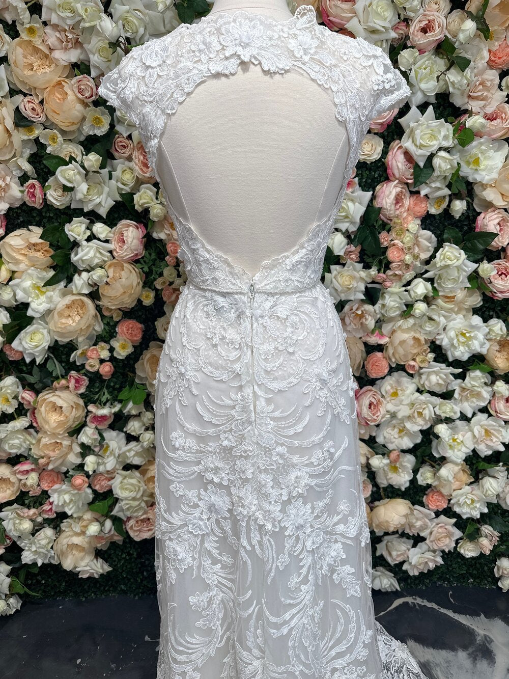 marchesa white lace dress Lace Guipure Sleeveless A-line Midi Cocktail Dress
