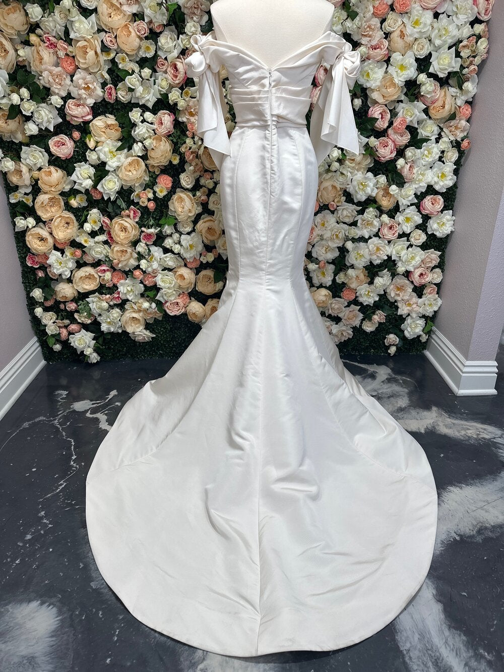 Phoenix by Marchesa The White Flower Phoenix by Marchesa The White Flower
