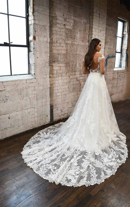 1303 Plus Size with Overskirt