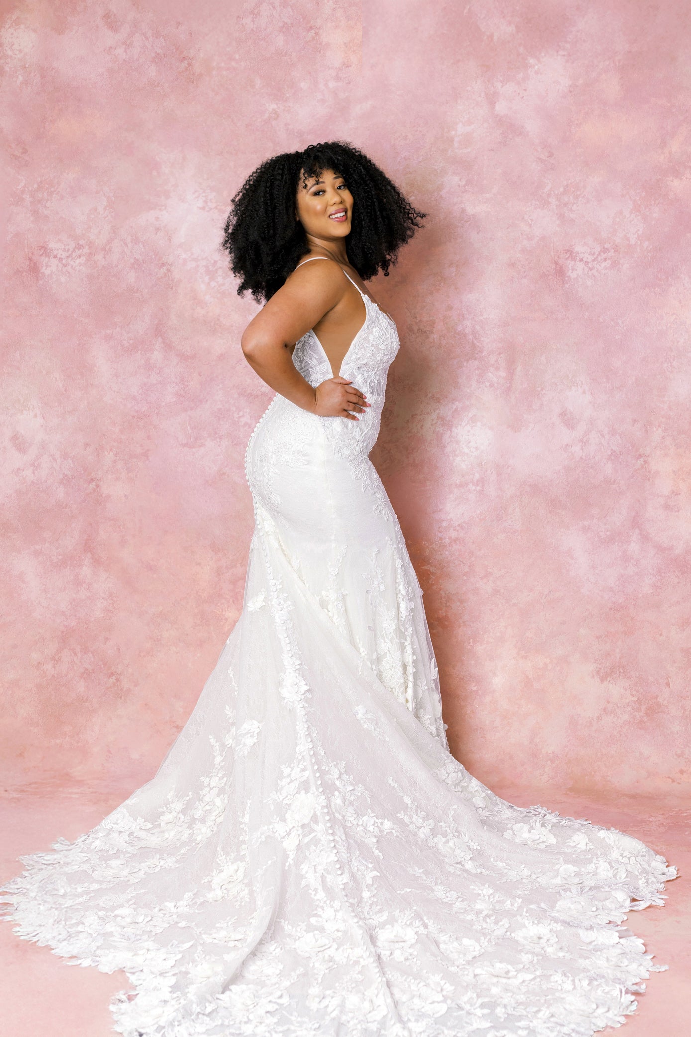 1305 Plus Size by Martina Liana - Sexy 3D Lace Wedding Dress with V-Neck and Beading The White Flower 1305 Plus Size by Martina Liana - Sexy 3D Lace Wedding Dress with V-Neck and Beading The White Flower