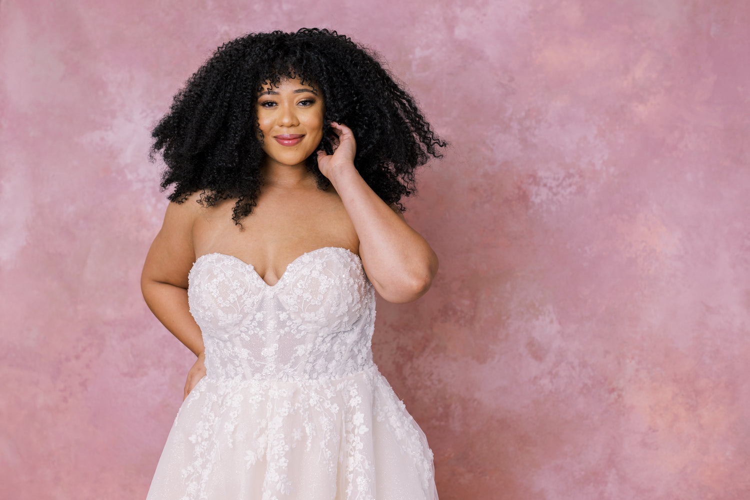 Martina Liana 1483 - Bridal Size 20 - Plus Size Sample Wedding Dress Martina Liana 1483 - Bridal Size 20 - Plus Size Sample Wedding Dress