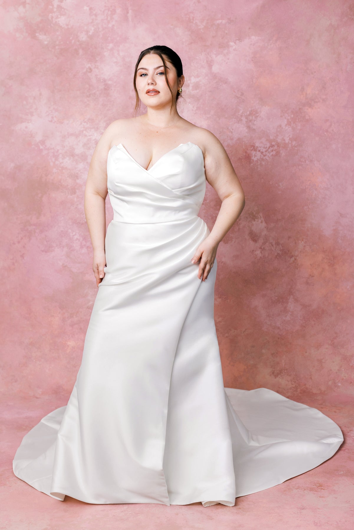 1557 Plus Size