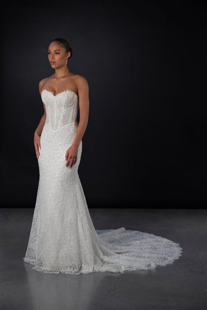 strapless white lace dress The Capulet in Chantilly 0 / White Chantilly Lace bridesmaid dresses Strapless Lace A Line Dress